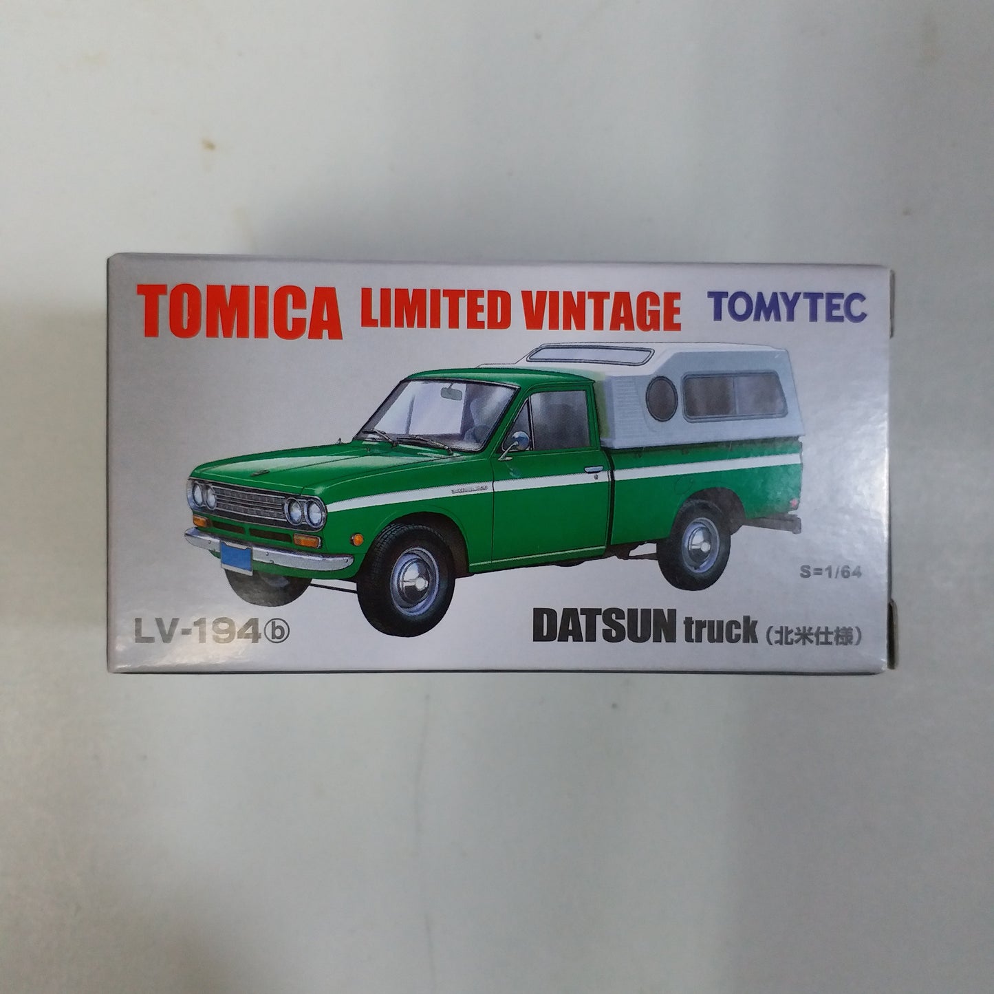 Tomica Limited Vintage LV-194b Datsun Truck North American specification (Green)