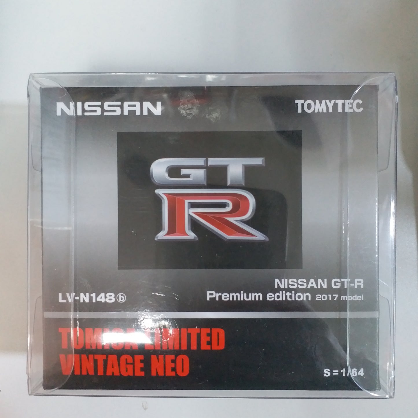 Tomica Limited Vintage Neo LV-N148b Nissan GT-R Premium Edition 2017 Model