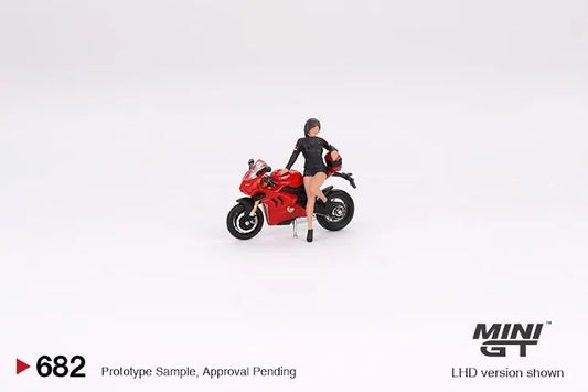 Mini GT #682 1:64 Ducati Panigale V4 S w/ Ducati Girl
