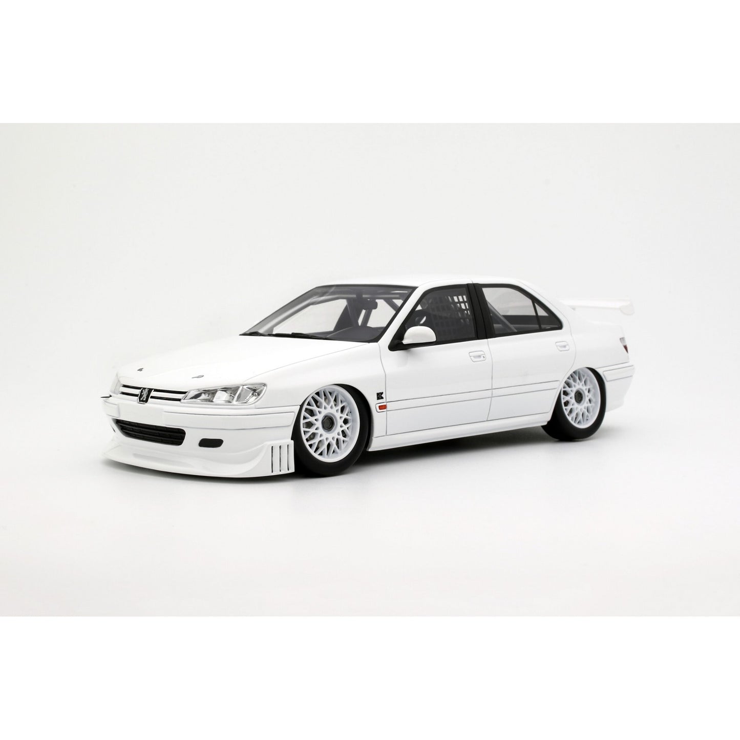 [Shipping included] OTTOMOBILE 1:18 OT1284 Peugeot 406 by Khyzyl Saleem 2024