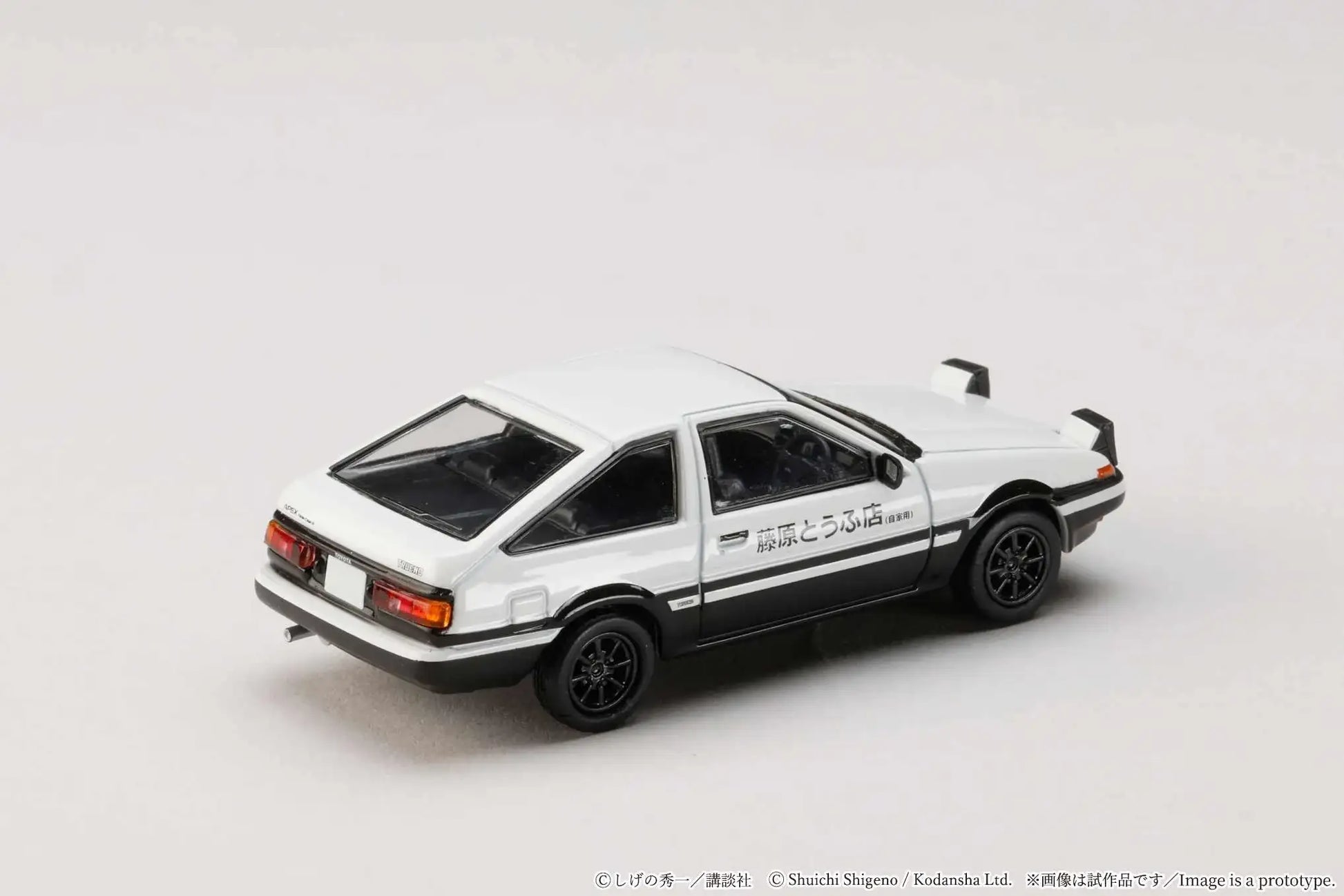 Hobby Japan 1:64 Toyota Sprinter Trueno AE86 rear view.