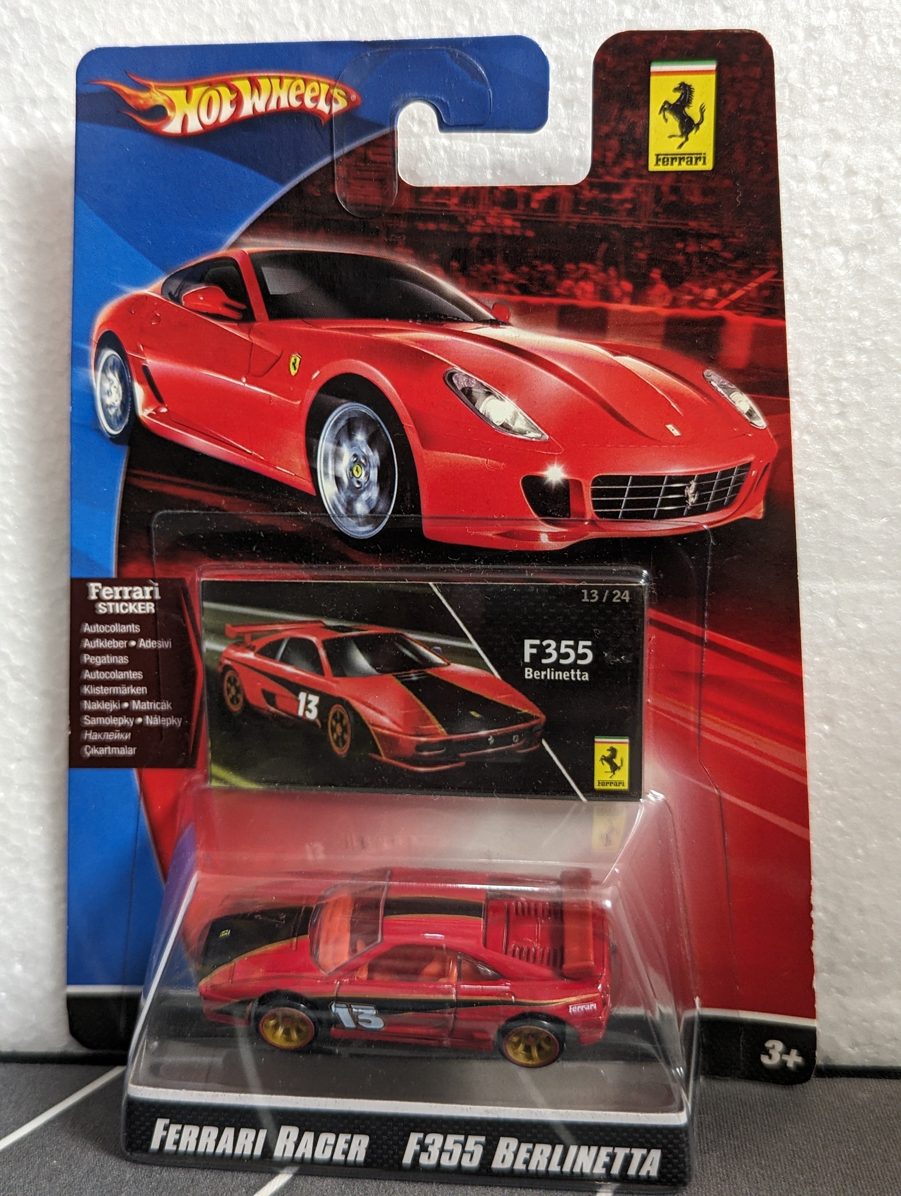 Hot Wheels Ferrari Racee F355 Berlinetta Mobile Garage HK