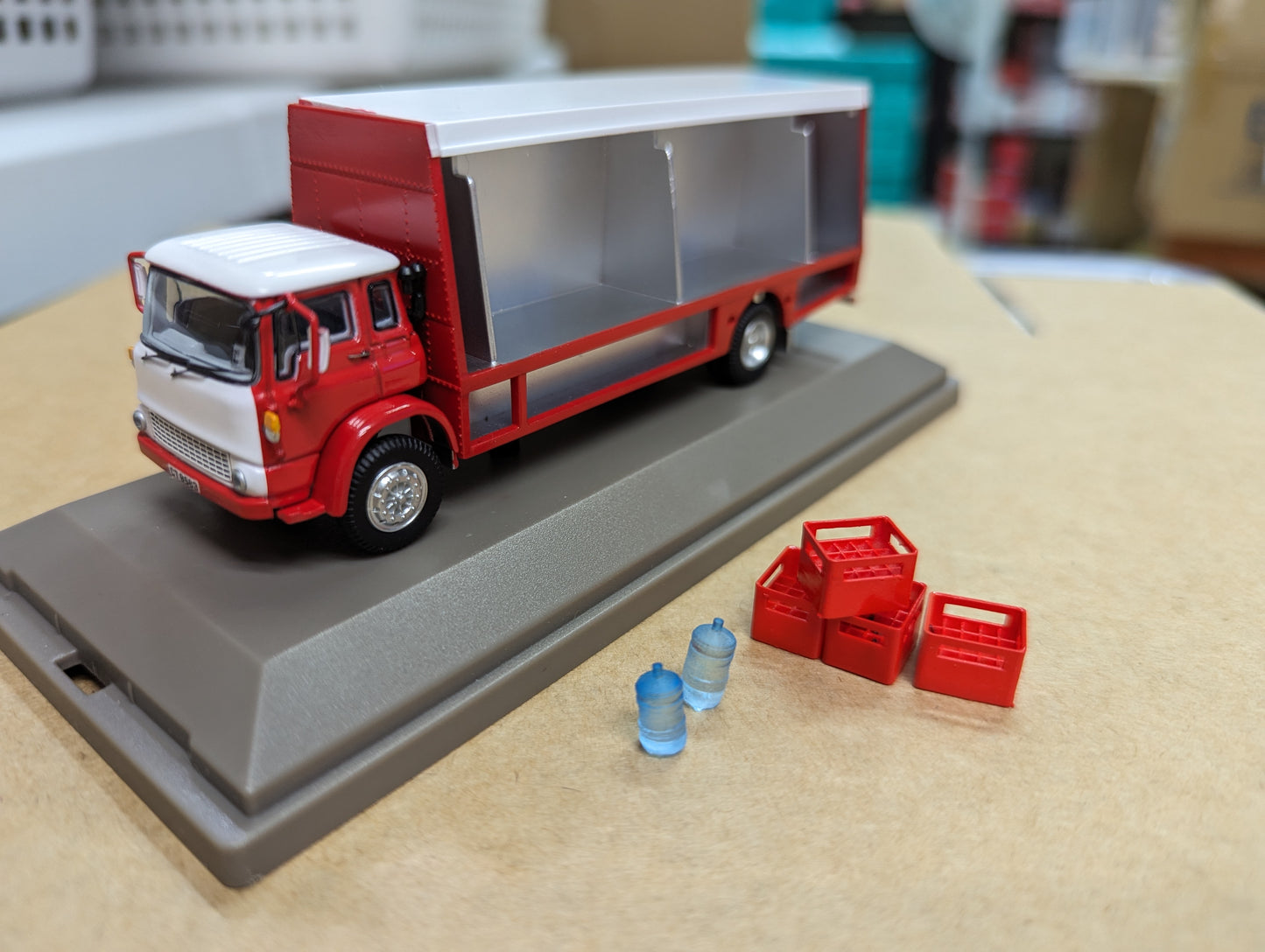 (OPENED BOX) Model1 1/76 Hong Kong 1980's Bedford TK Delivery Truck - CT9589 (T33102)