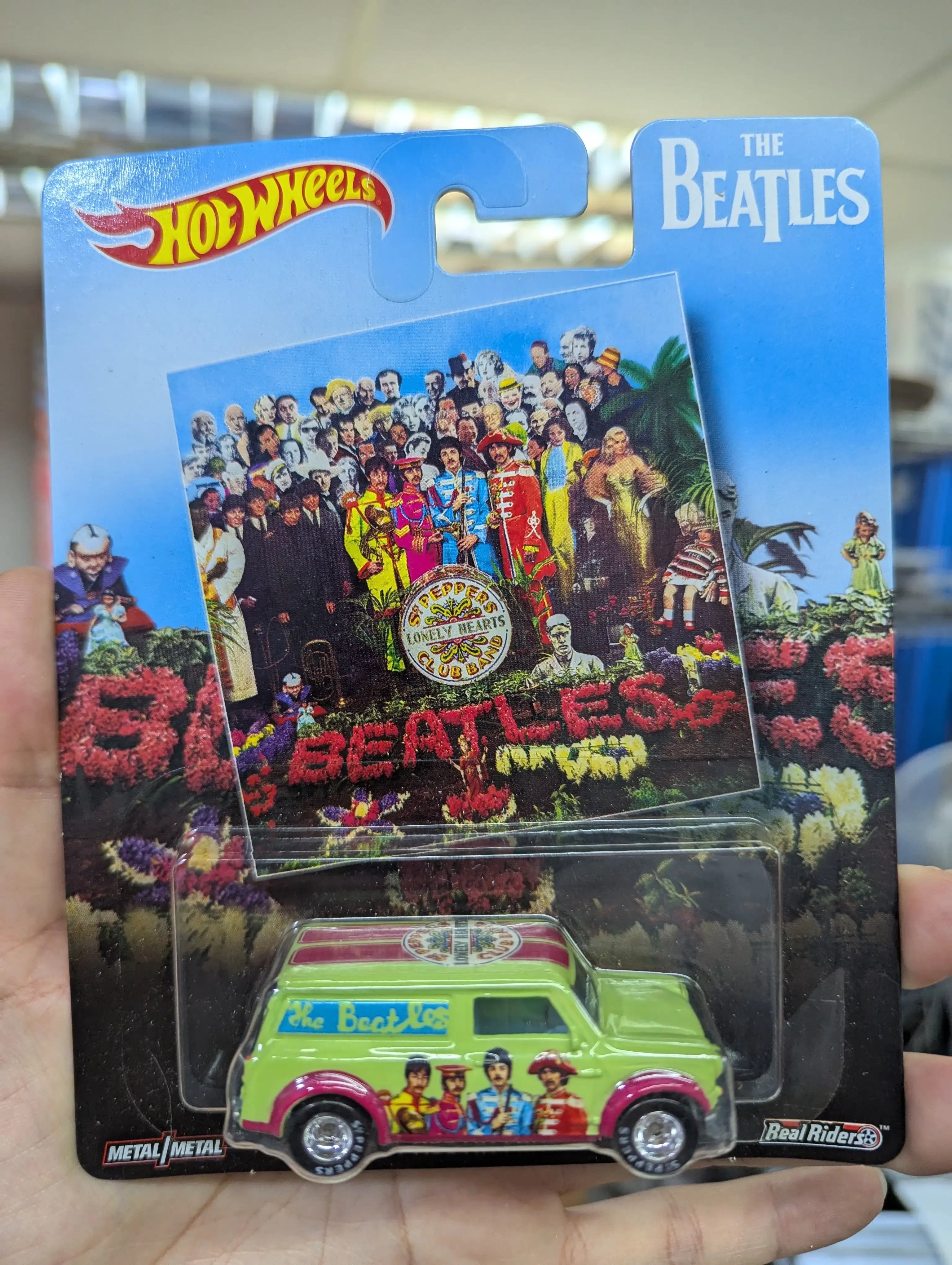 Hot Wheels Pop Culture The Beatles '67 Ausin Mini Van – Mobile Garage HK