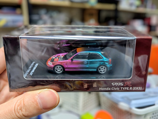 Motorhelix 1:64 Scale Honda Civic Type R (EK9) Customized Color Shifting