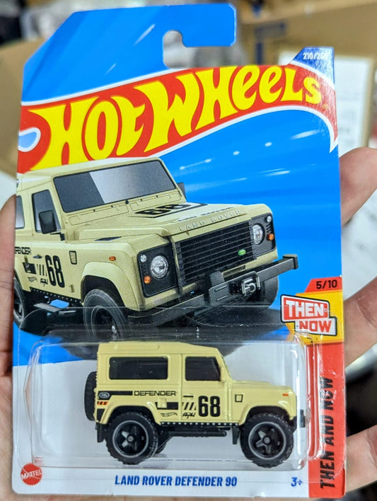Hot Wheels 2025 Land Rover Defender 90