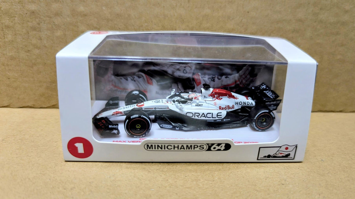 Minichamps 1:64 Model F1 Red Bull Honda RB21 Max Verstappen Japanese GP 2025