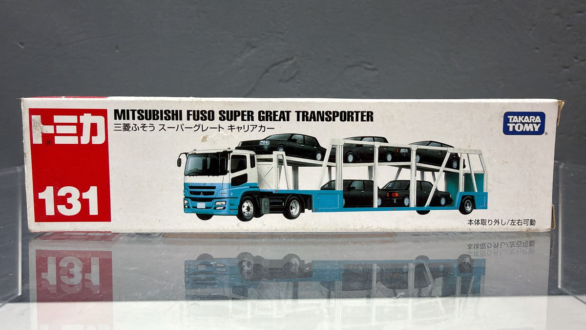 Tomica No.131 Mitsubishi Fuso Super Great Transporter (Car Carrier)
