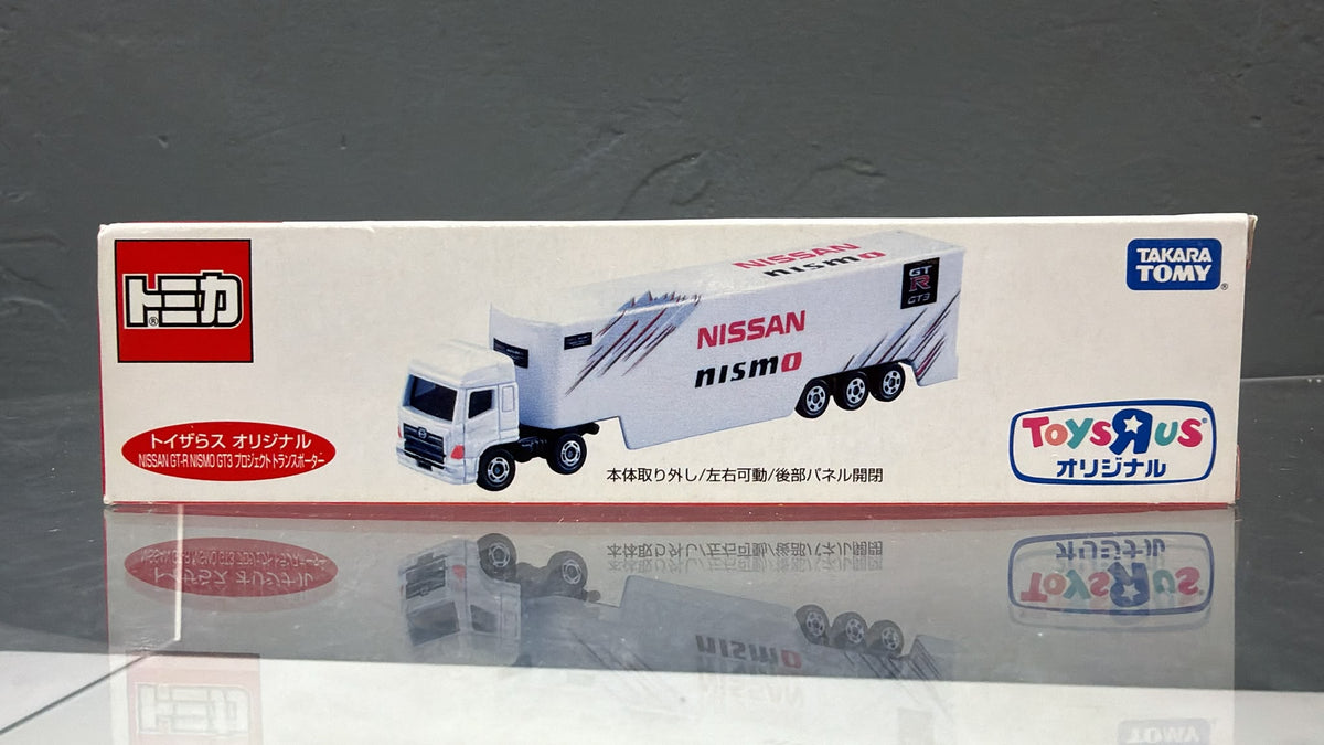 Tomica Toys "R" Us - NISSAN GT-R NISMO GT3 Project Transporter