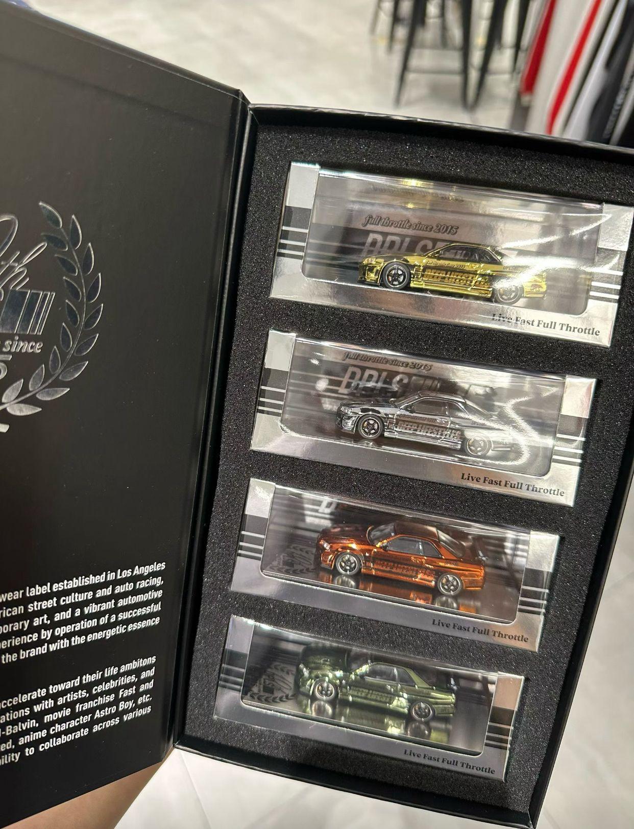 Inno64 x DPLS TASHK 2025 exclusive 4pcs-Box Set Nissan R34 DPLS 10th Anniversary LTD