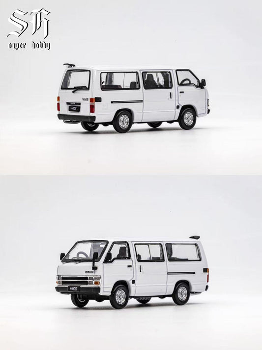 Super Hobby Toyota Hiace 3rd Gen White - Acrylic Display Case