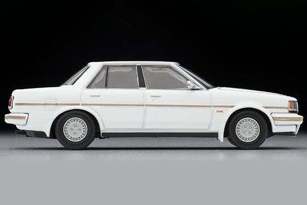 Tomica Limited Vintage Neo LV-N156c Toyota Cresta Exceed (white) 1985 model
