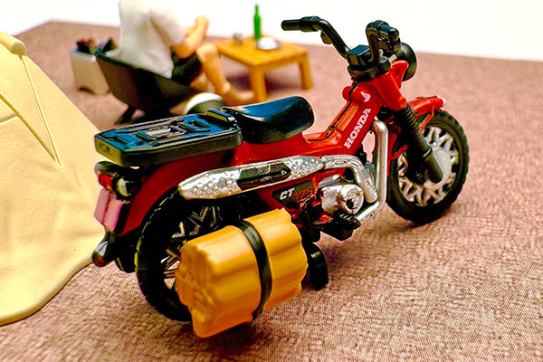 Tomica Limited Vintage Neo Diocolle 64 #CarSnap 30a Solo Camping (Honda CT125 Hunter Cub included)