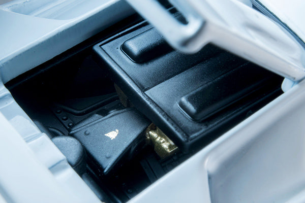 Tomica Limited Vintage Neo LV-N Lamborghini Diablo SE30 Jota (White)