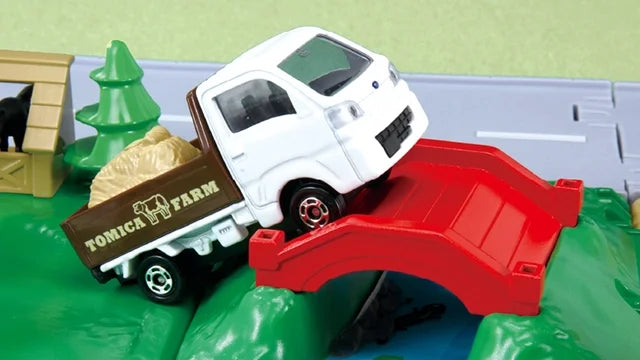 Tomica & Town Lively Ranch Set