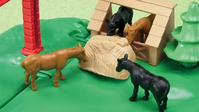 Tomica & Town Lively Ranch Set