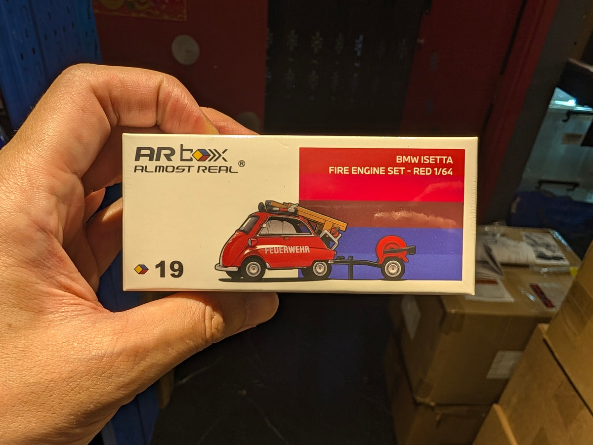 ARbox #19 BMW Isetta Fire Engine Set Red