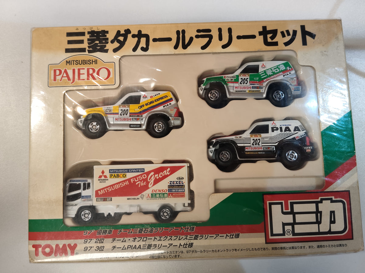Tomica Mitsubishi Dakar Rally Set