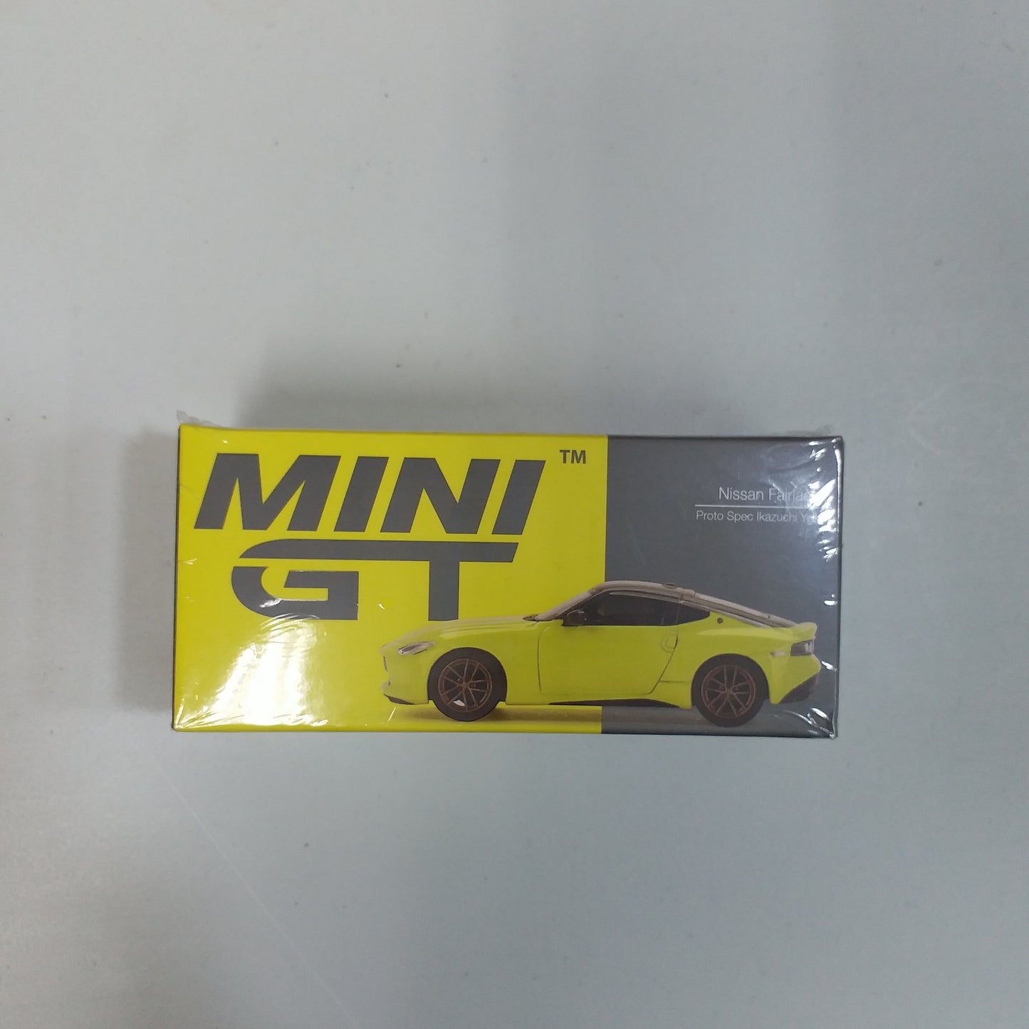 Mini GT #414 Nissan Fairlady Proto Spec Ikazuchi Yellow 1:64 scale
