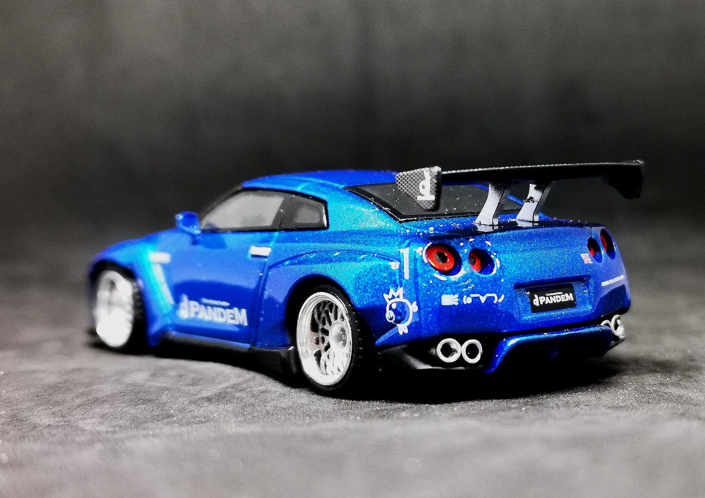 Mini GT #96 Pandem👌Nissan GT-R (Metallic Blue)