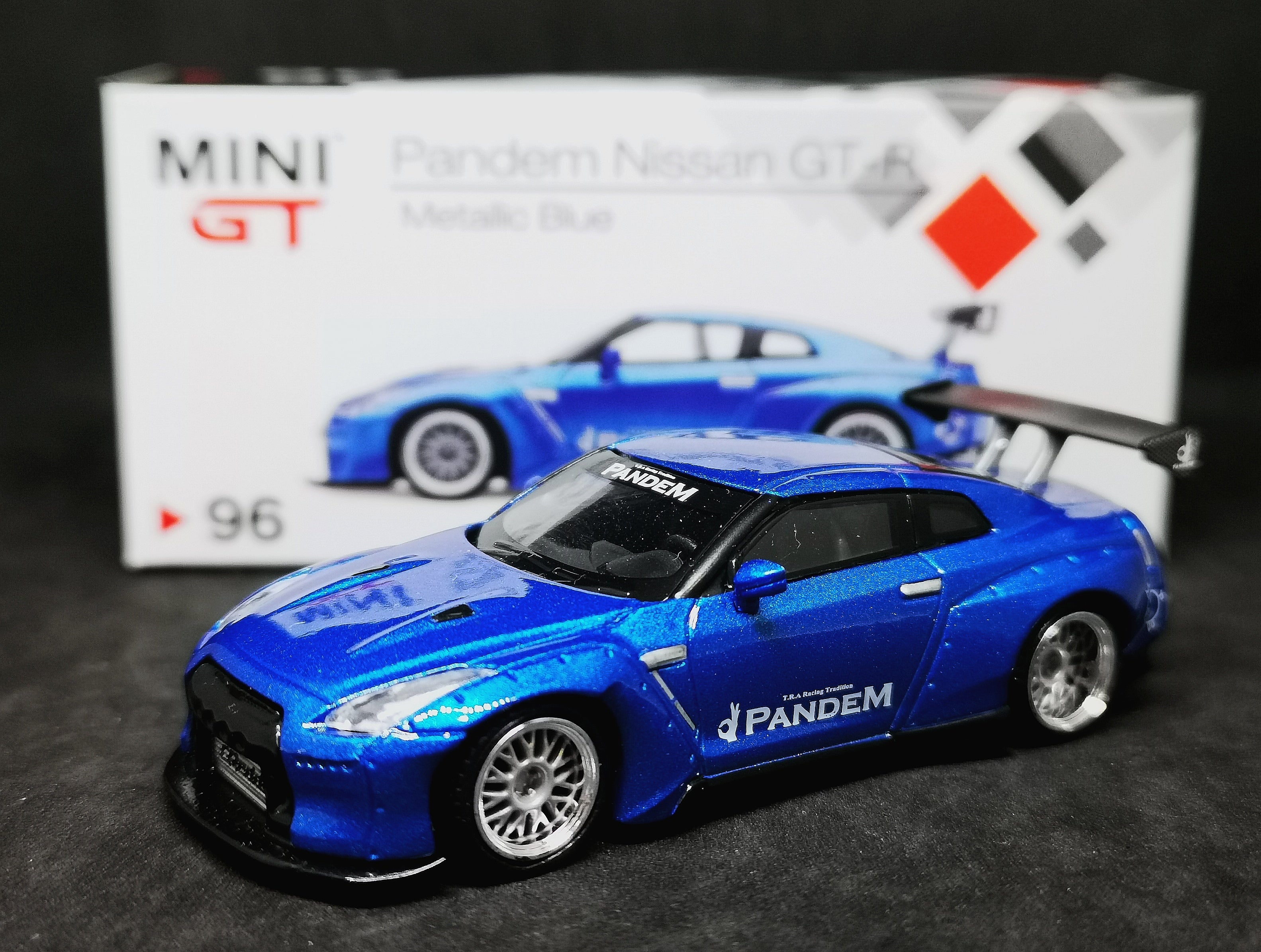 Mini GT #96 Pandem Nissan GT-R (Metallic Blue) – Mobile Garage