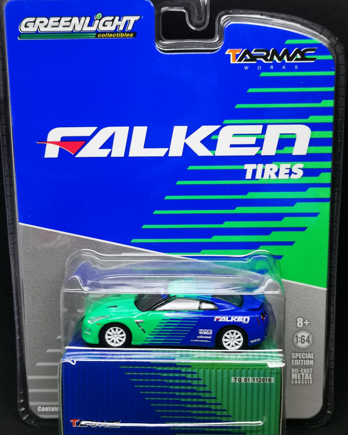 Tarmac Works X GreenLight 1:64 Scale Falken Tires Nissan GT-R R35
