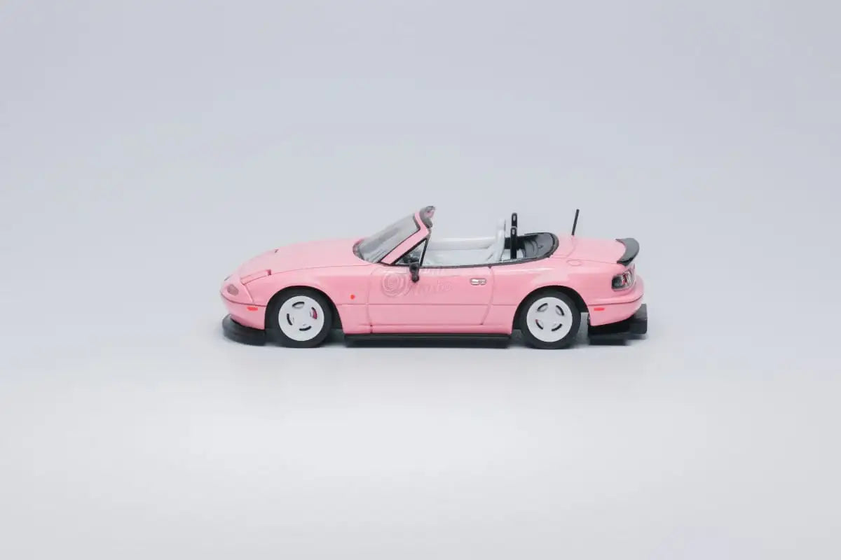 Microturbo 1:64 Scale Mazda MX-5 NA Roaster [Pink] – Mobile Garage HK