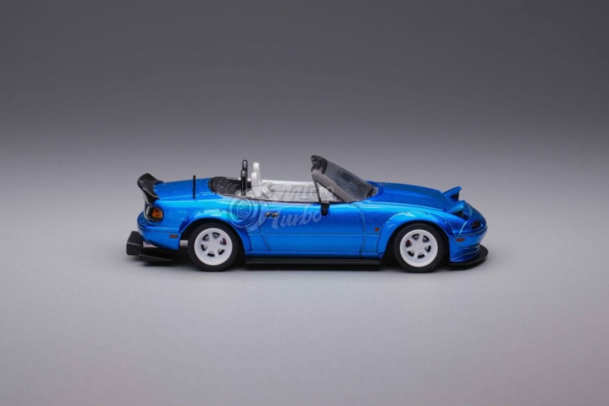 Micro Turbo 1:64 Scale Pandem Rocket Bunny Mazda MX-5 NA