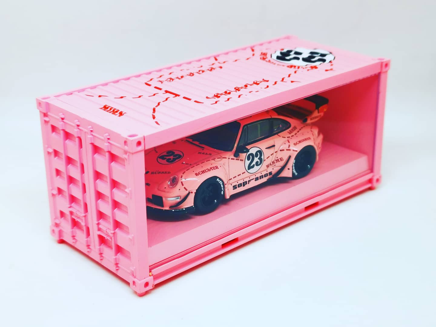 Tarmac Works 1/64 Porsche 993 RWB Sopranos pink pig with container Tarmacworks