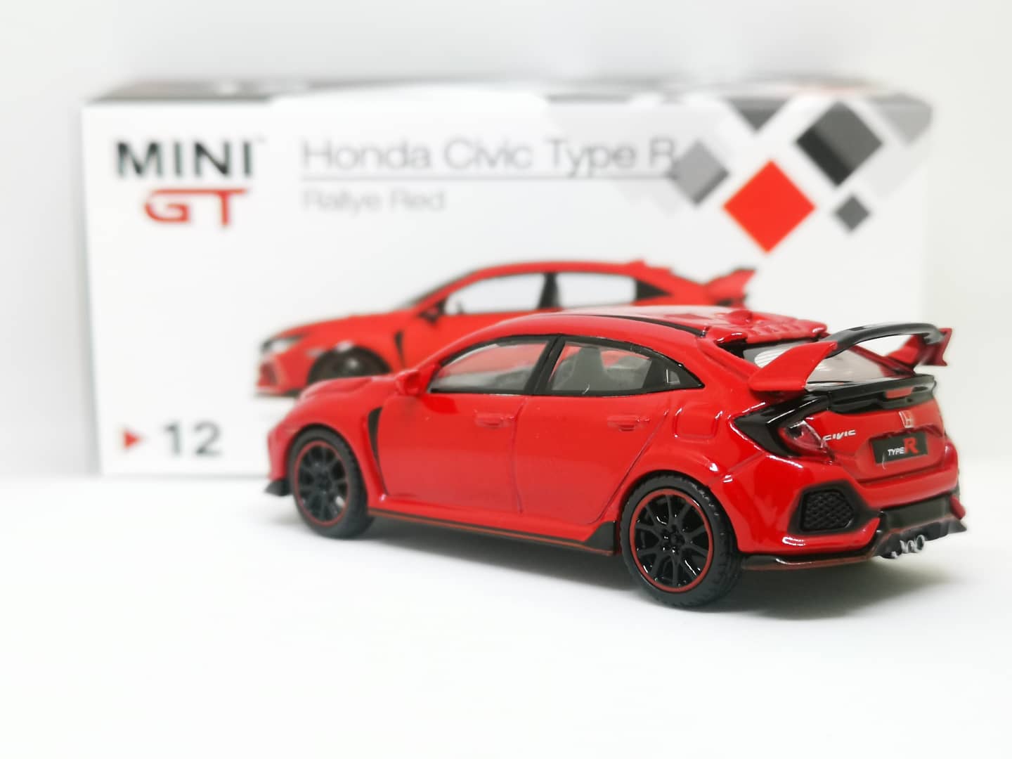 Mini GT #12 Honda CIVIC Type R FK8 Rallye Red