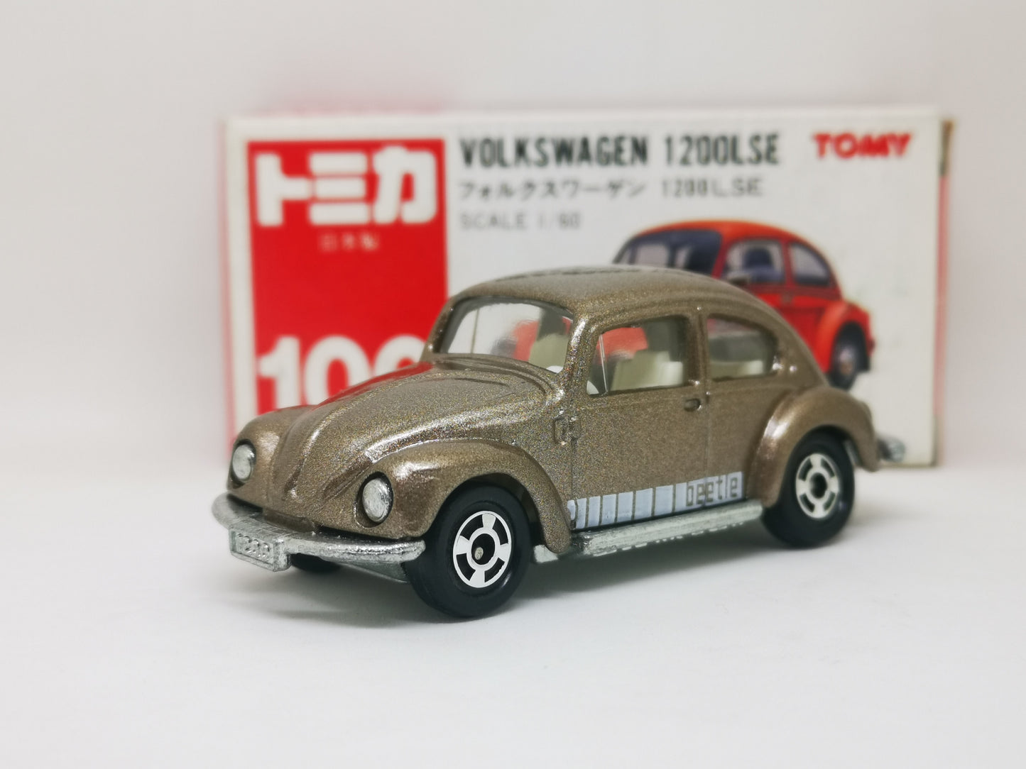 Tomica No.100 Volkswagen 1200LSE Beetle