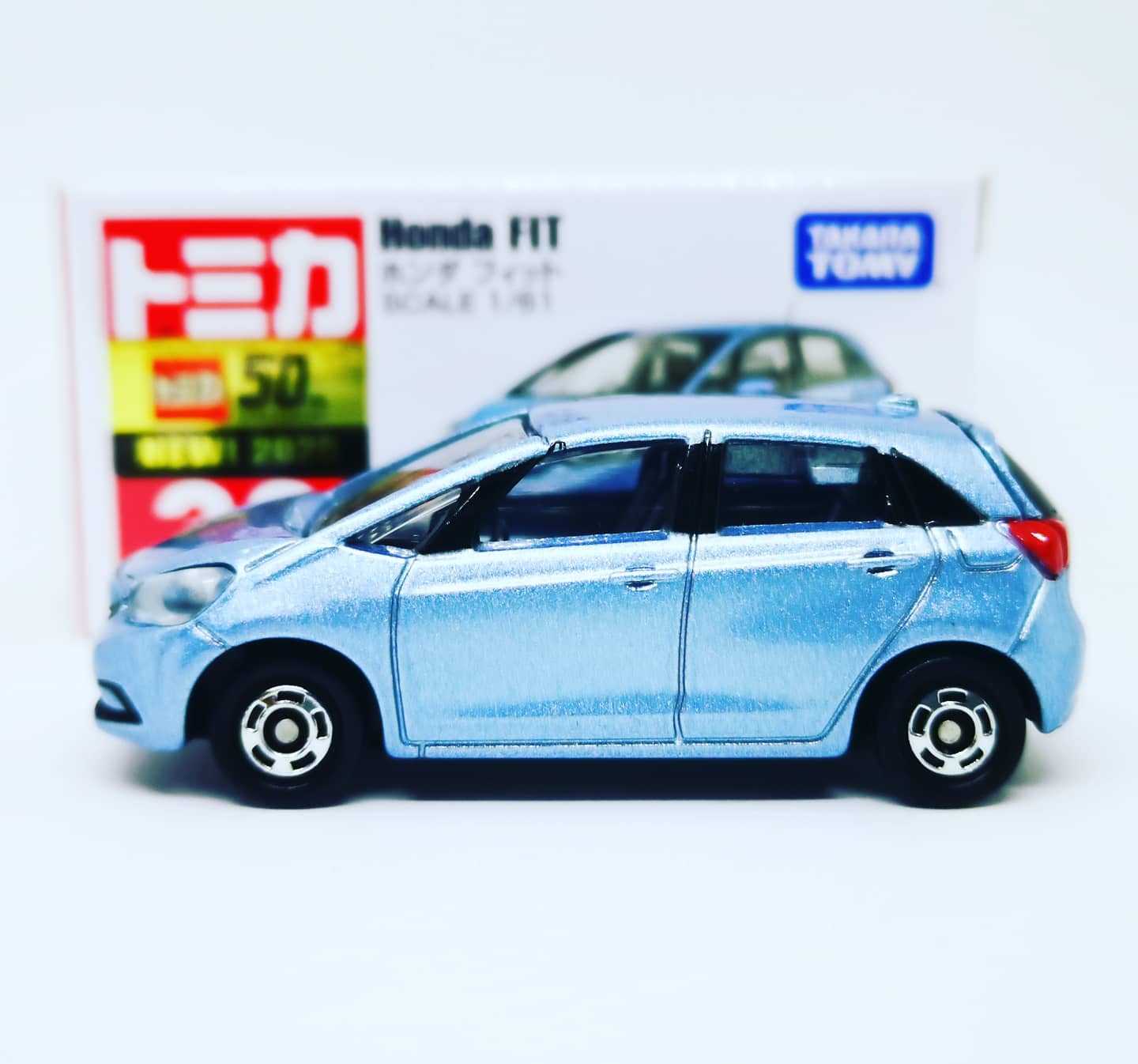 Tomica #33 Honda Fit Jazz 1:64 Scale