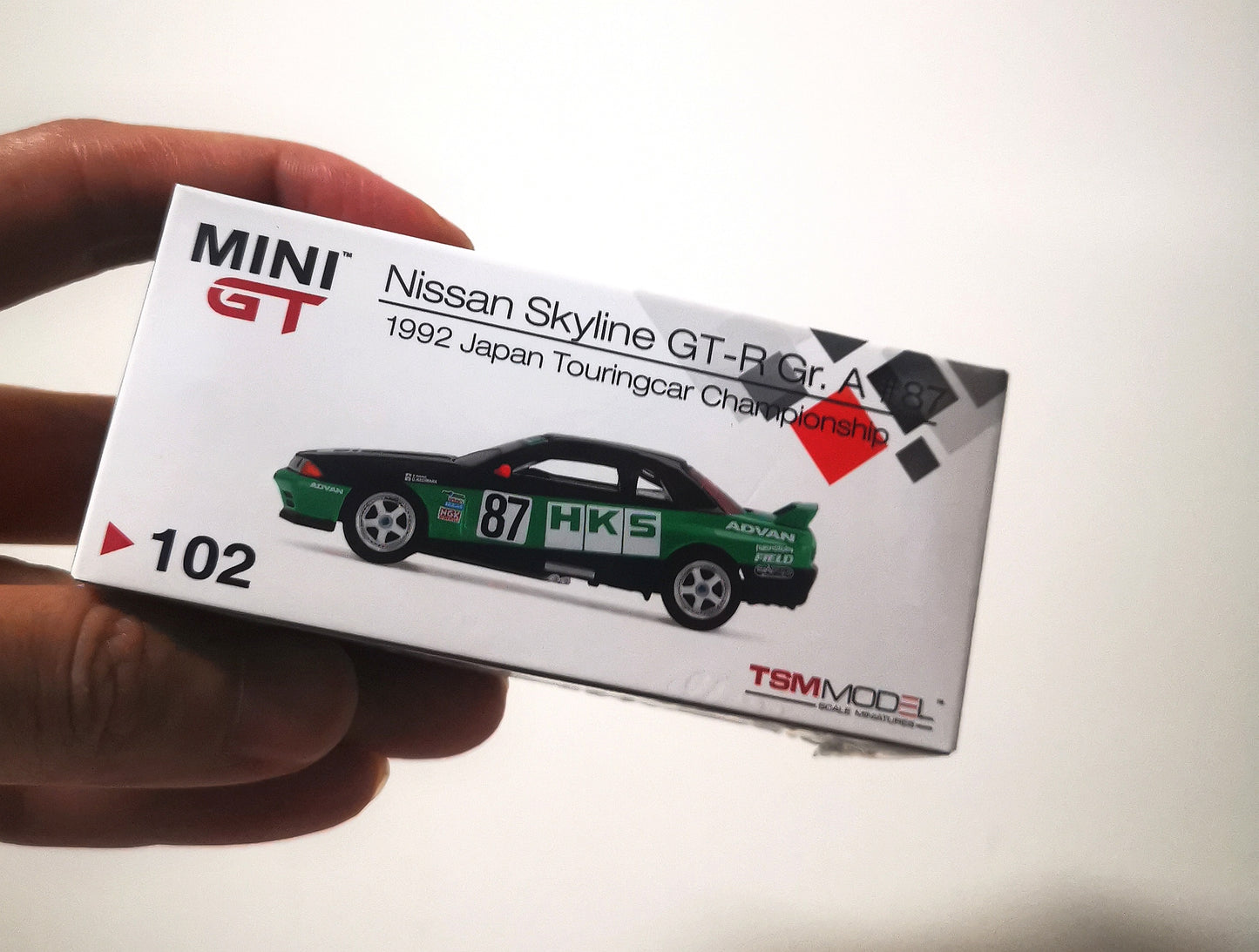 MiniGT #102 1:64 Nissan GT-R R32 Gr.A No.87 HKS 1992 Group A
