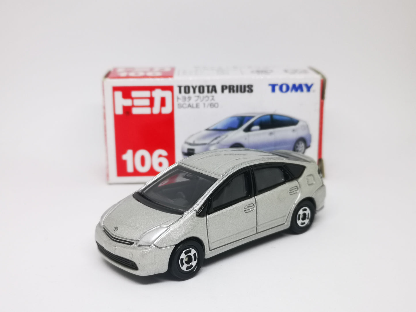 Tomica No.106 Toyota Prius 1:60 scale