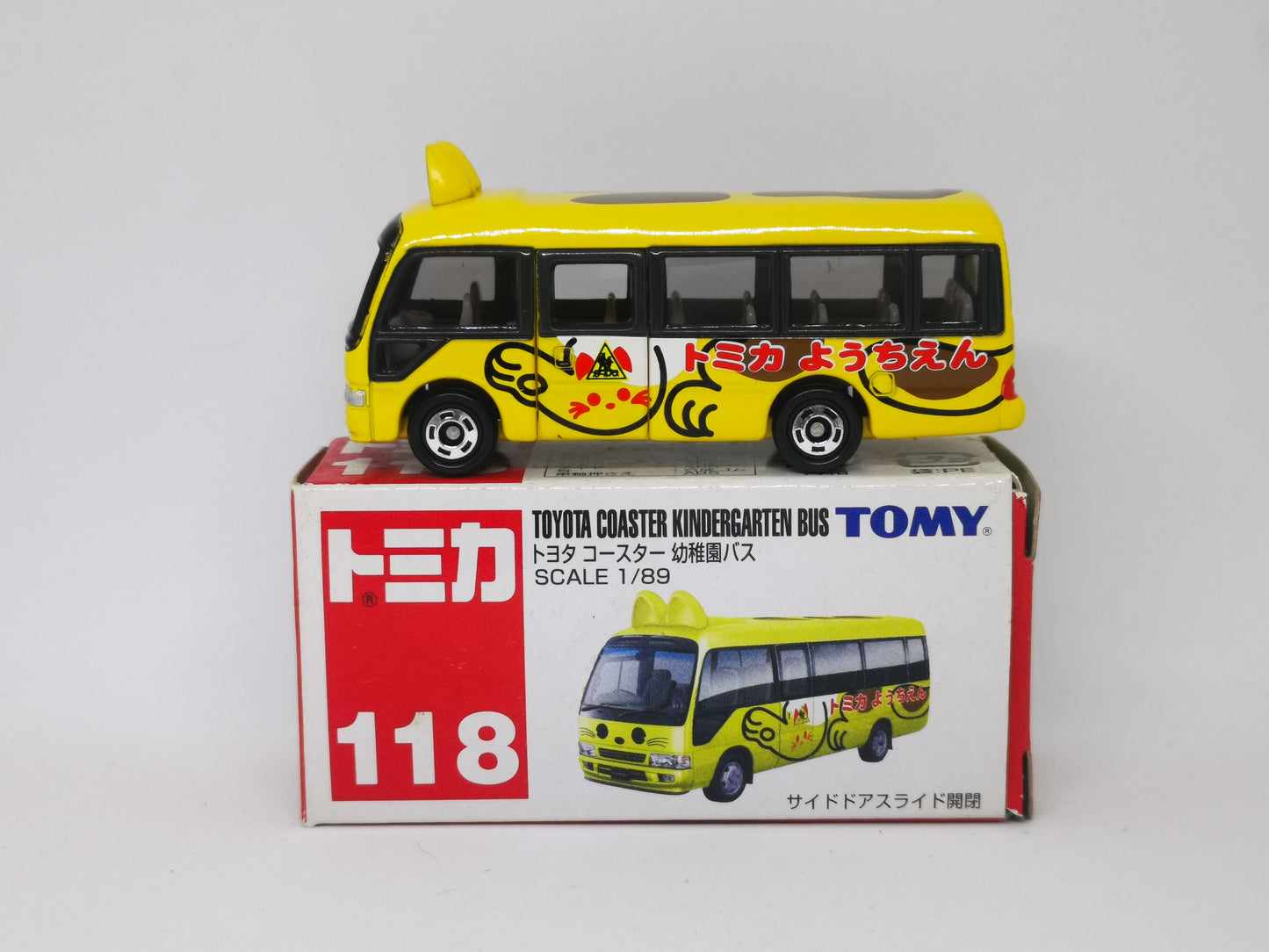 Tomica No.118 Toyota Coaster Kindergarten Bus