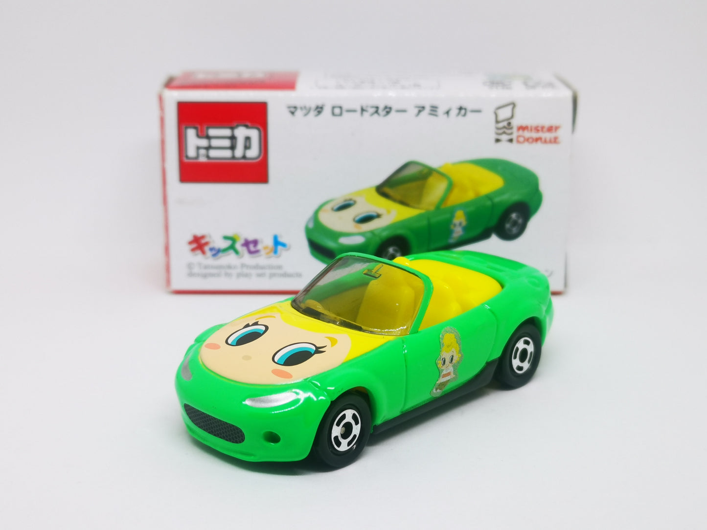 Tomica X Mister Donut exclusive Mazda MX-5 Roadster NC