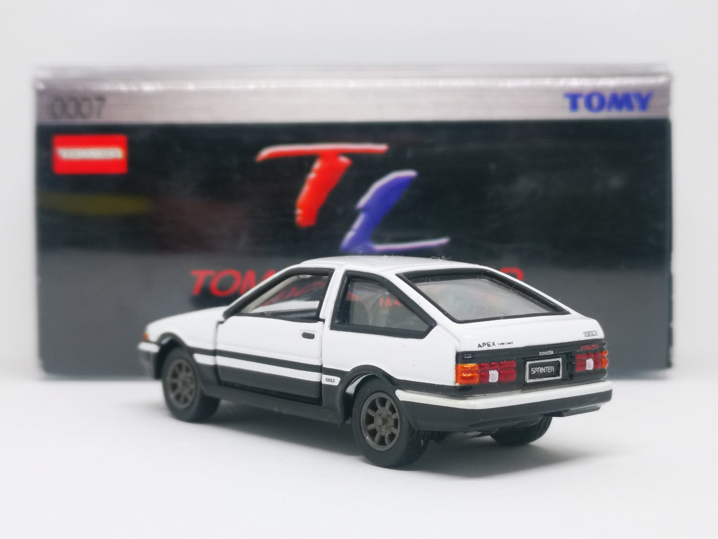 Tomica Limited #7 Toyota Corolla Sprinter Trueno AE86