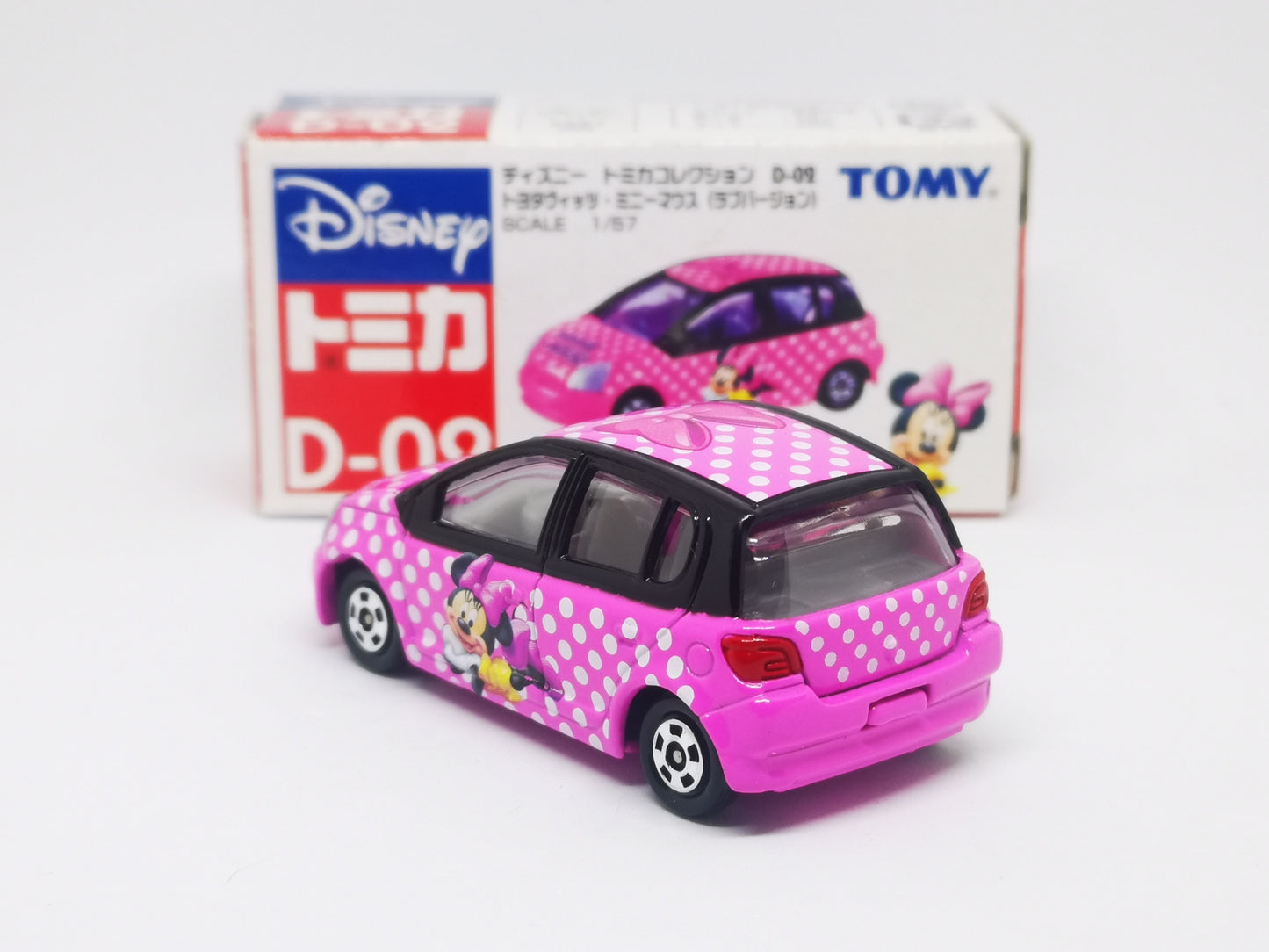 Disney Tomica D02 Toyota Vitz Minnie Mouse R 