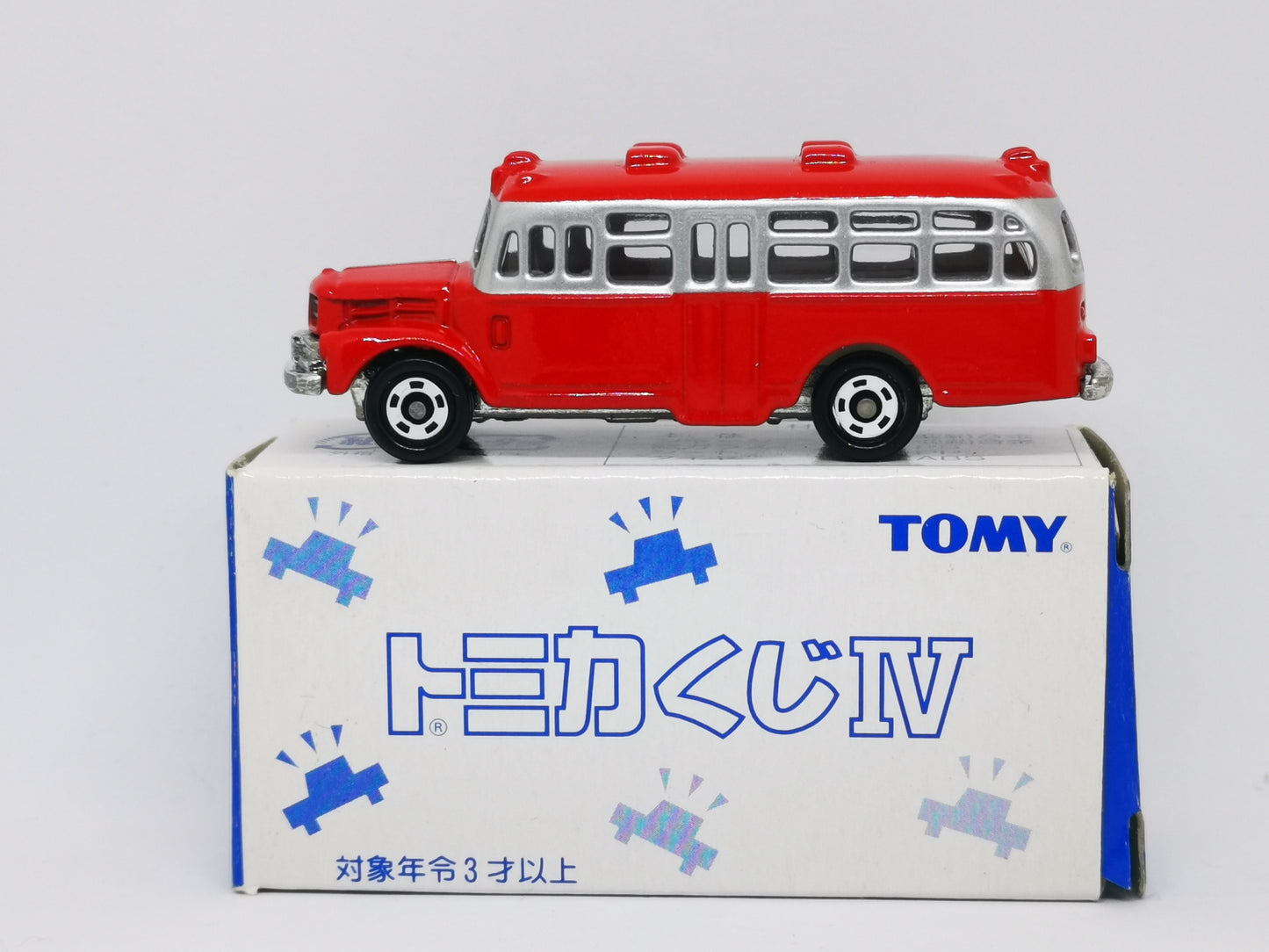 Tomica Lottery Vol.4 Isuzu Bonnet Bus
