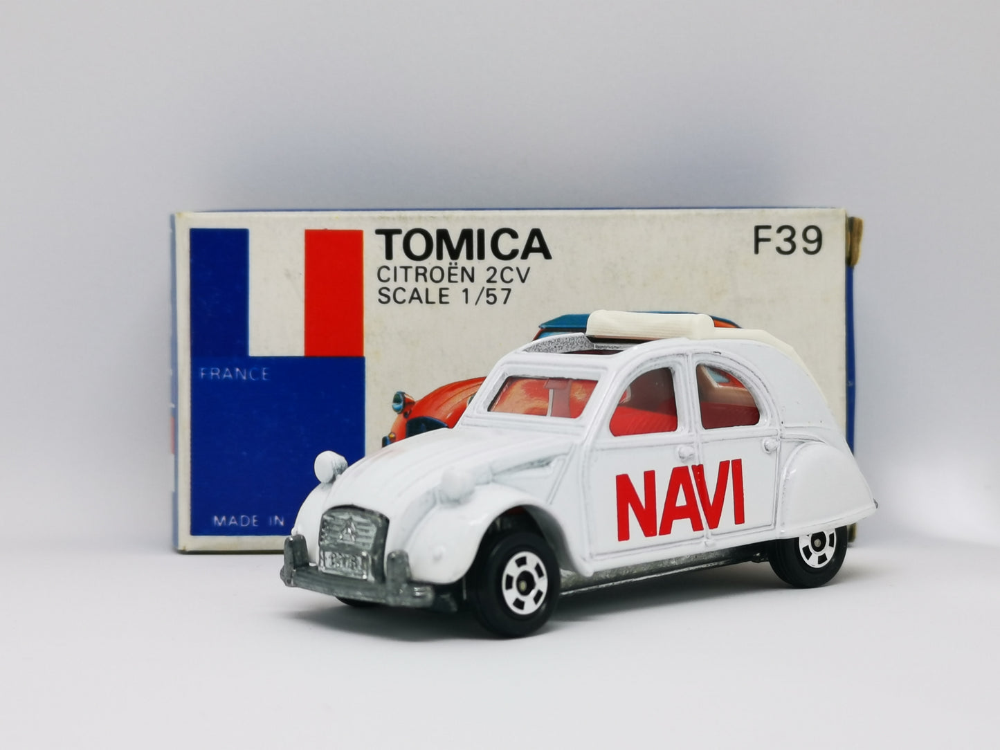 1981 Tomica F39 Citröen 2CV Takara Tomy