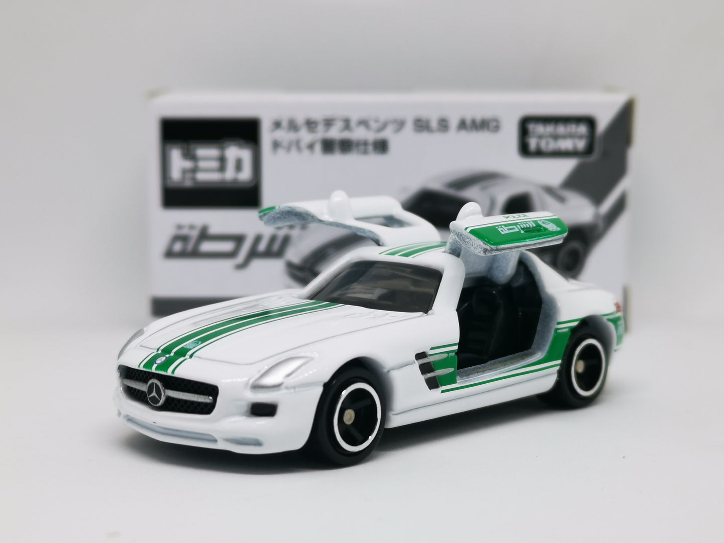 Tomica 2015 Mail In Lucky Draw Mercedes-Benz SLS AMG Dubai Police Car ver. 