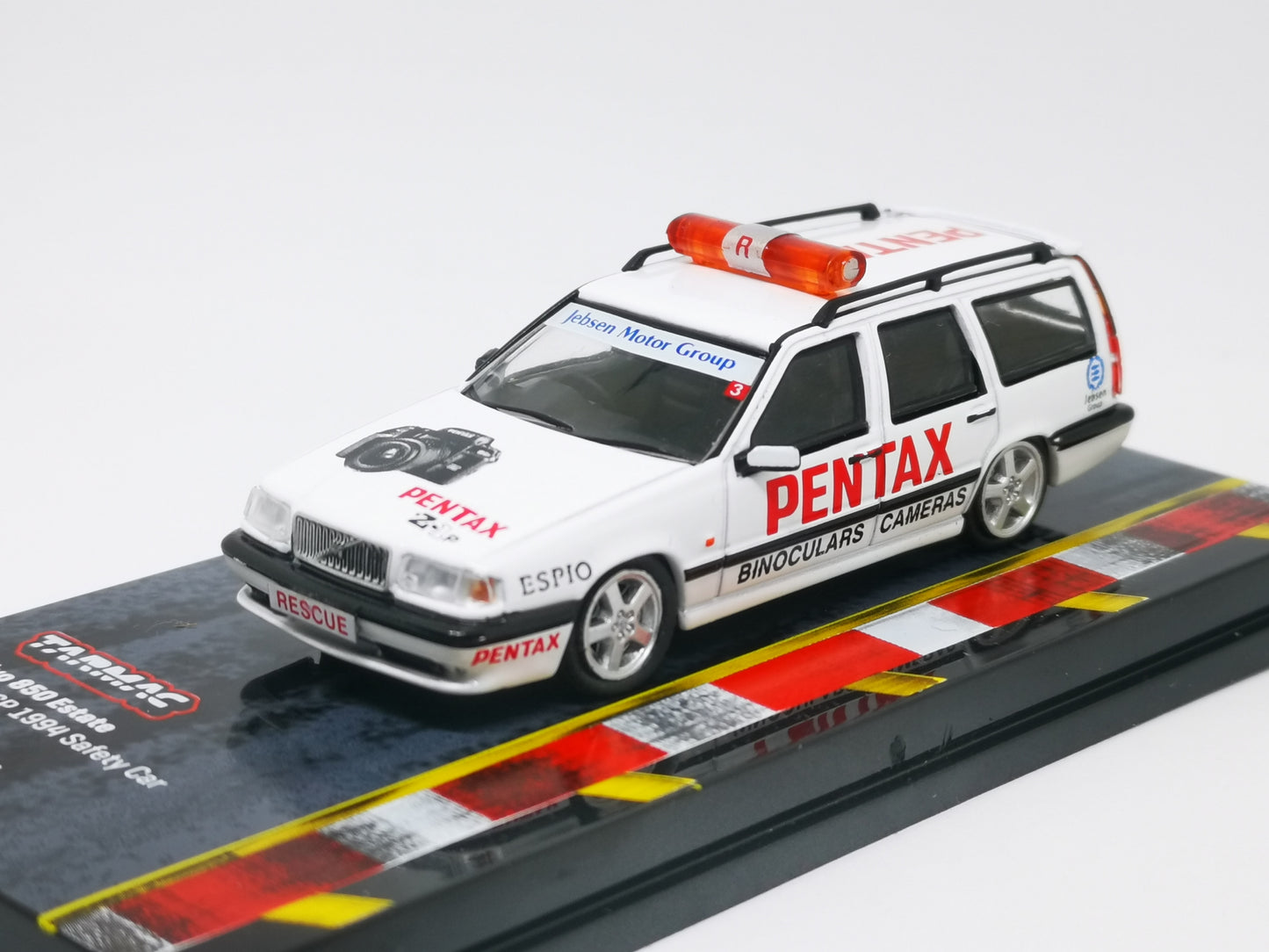 Tarmac Works Scale 1:64 Volvo 850 estate Macau GP Safety Car