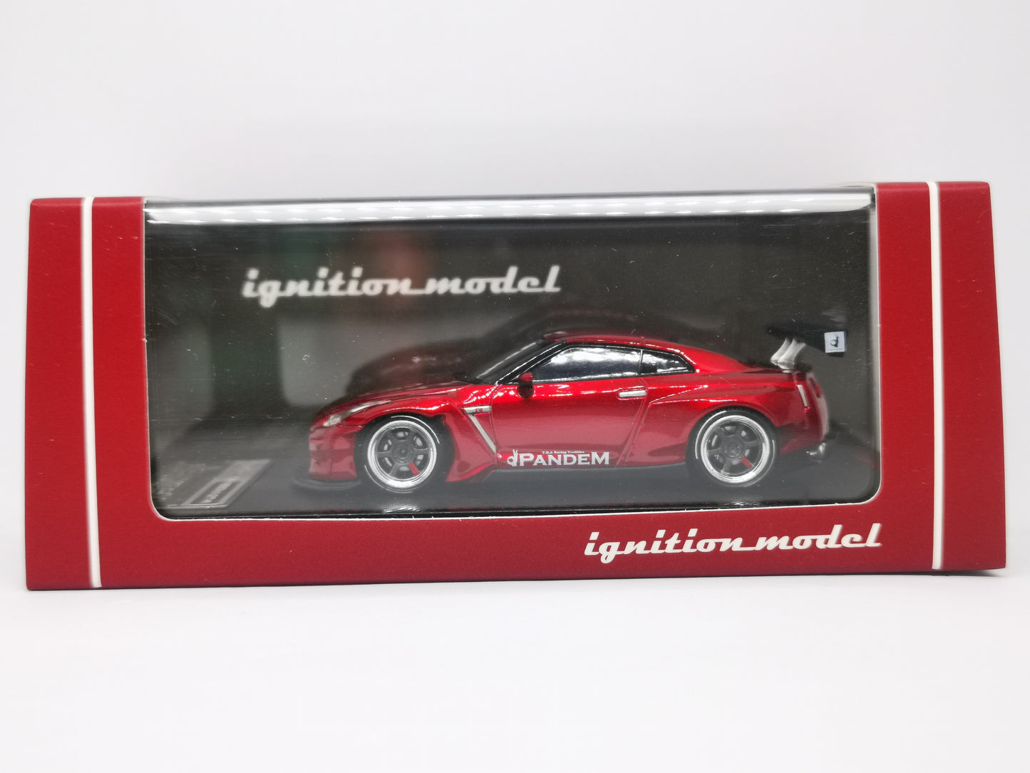 Ignition Model 1:64 Scale IG1399 (Pandem Nissan GT-R (Red Metallic)