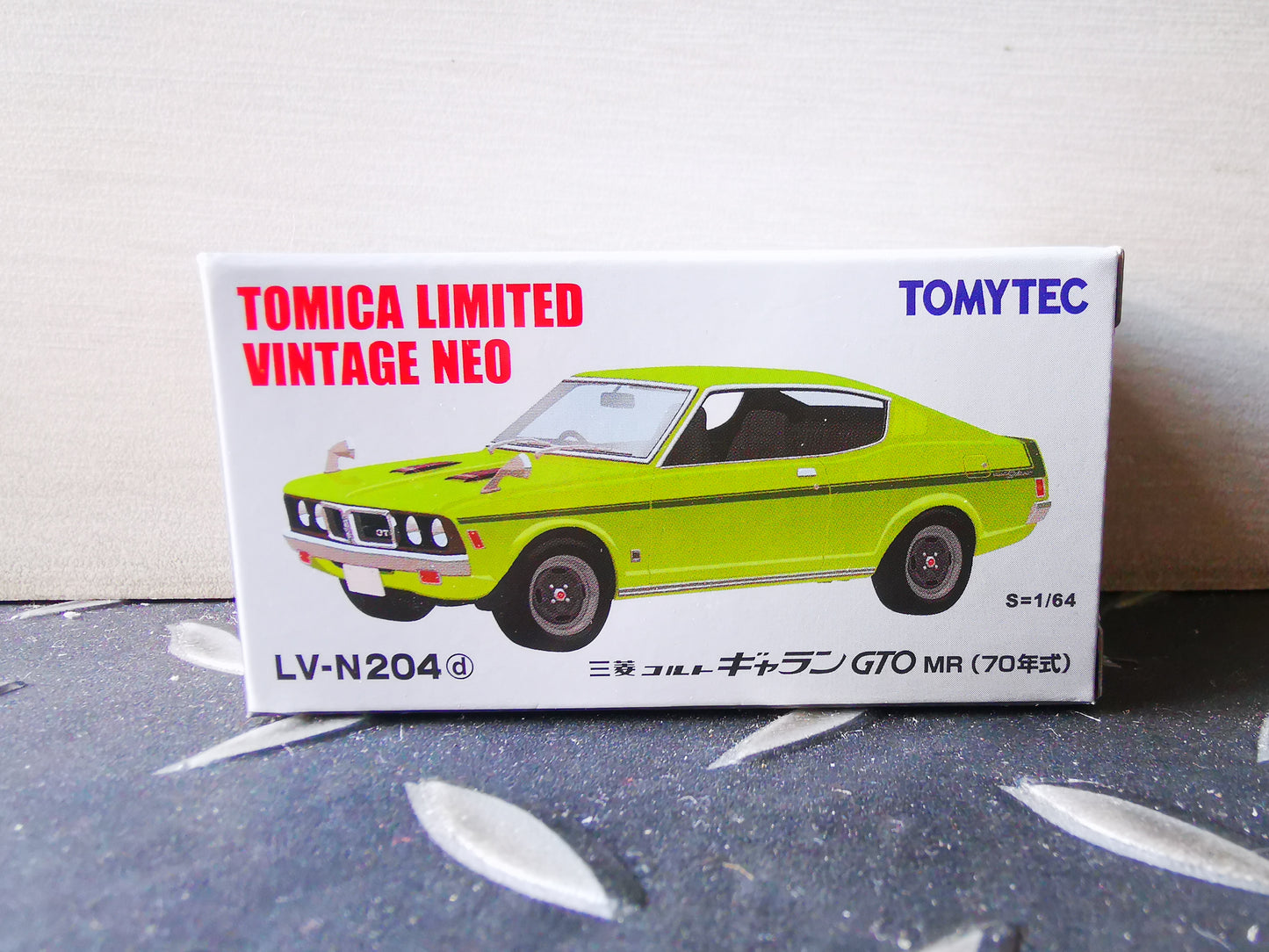 Tomica Limited Vintage Neo LV-N204d Mitsubishi Colt Galant GTO MR