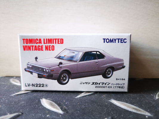 Tomica Limited Vintage Neo LV-N222a Nissan Skyline Hardtop 2000GT-EX 77' (silver) Scale1/64