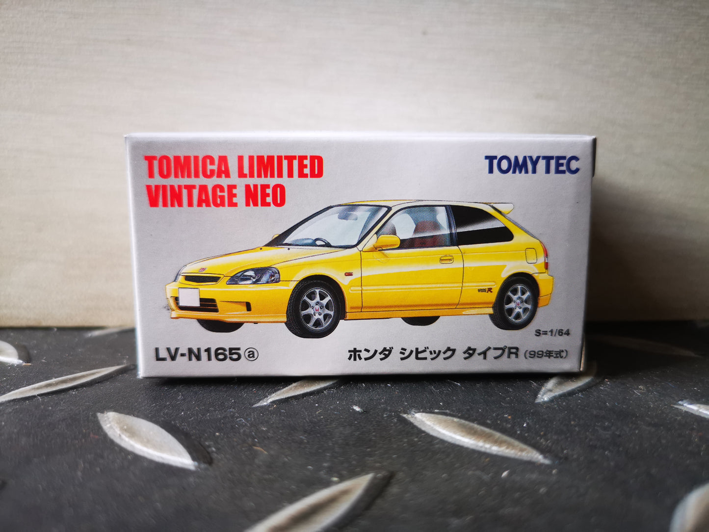 Tomica Limited Vintage Neo LV-N165a Honda Civic EK9 TypeR Yellow 99