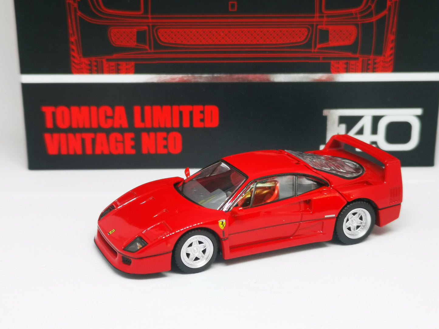 Tomica Limited Vintage Neo Ferrari F40 (Red)