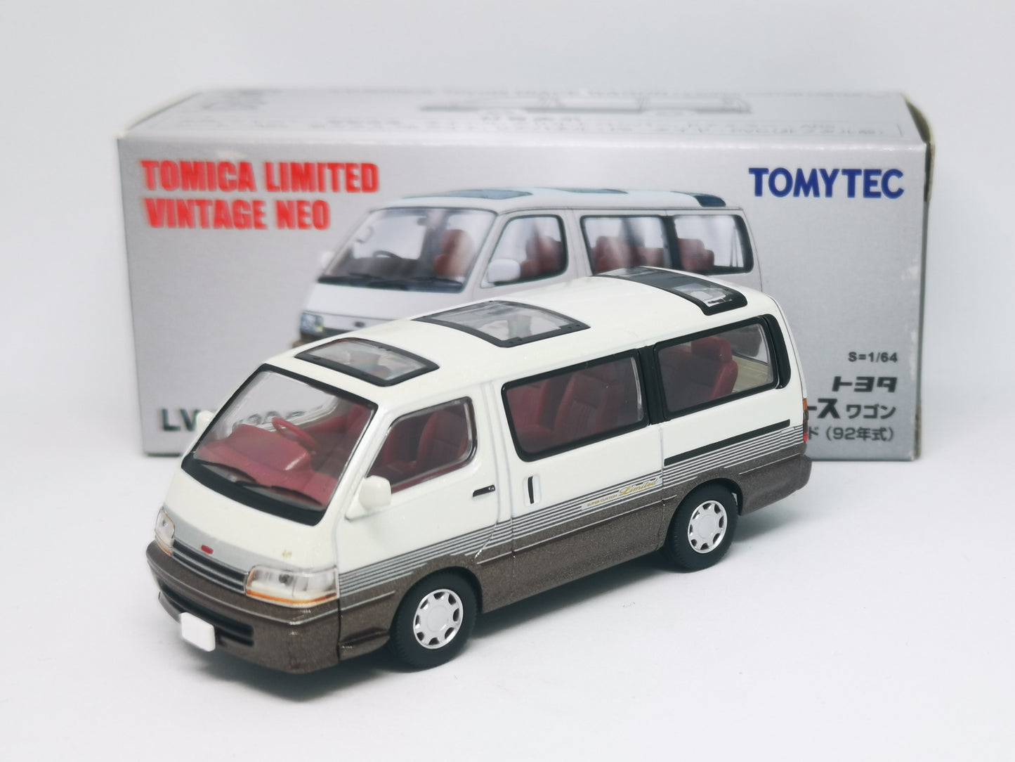 Tomica Limited Vintage Neo TOYOTA Hiace Wagon 2.4 Super Custom Limited 92 model (white / brown)