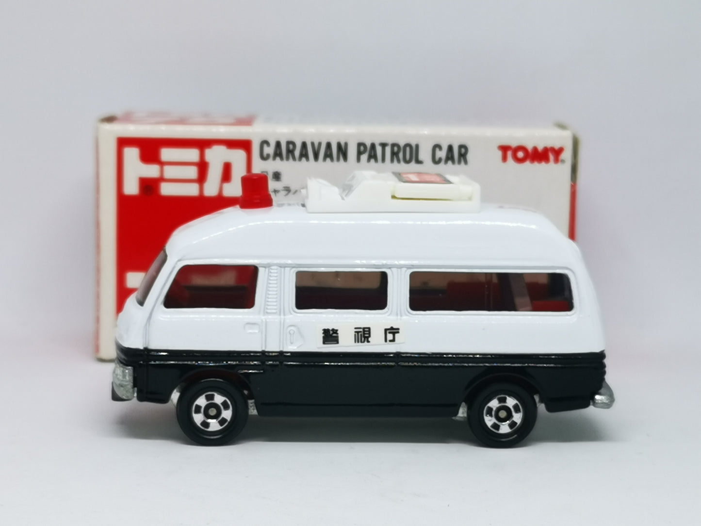 Tomica #75 Nissan Caravan Japan Patrol Car