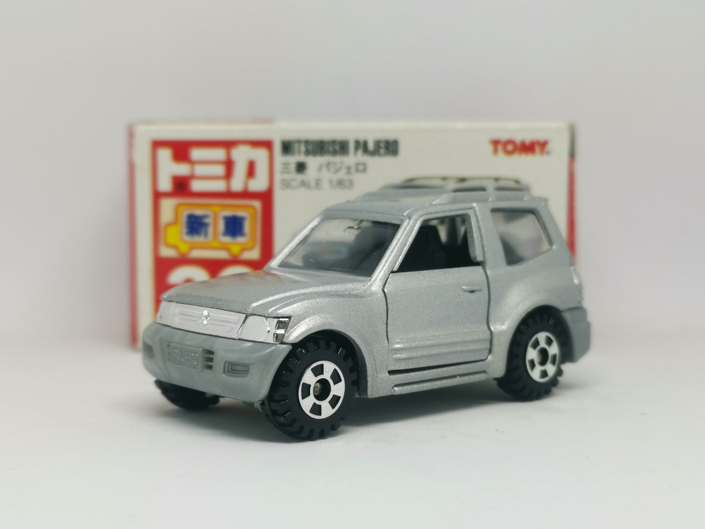 Tomica #30 Mitsubishi Pajero Made in Japan